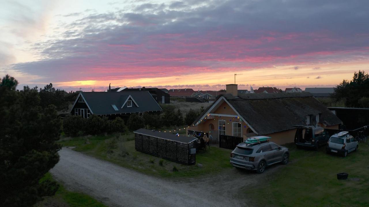 Viking Surf Cottage Klitmøller Extérieur photo
